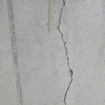 Vertical wall crack
